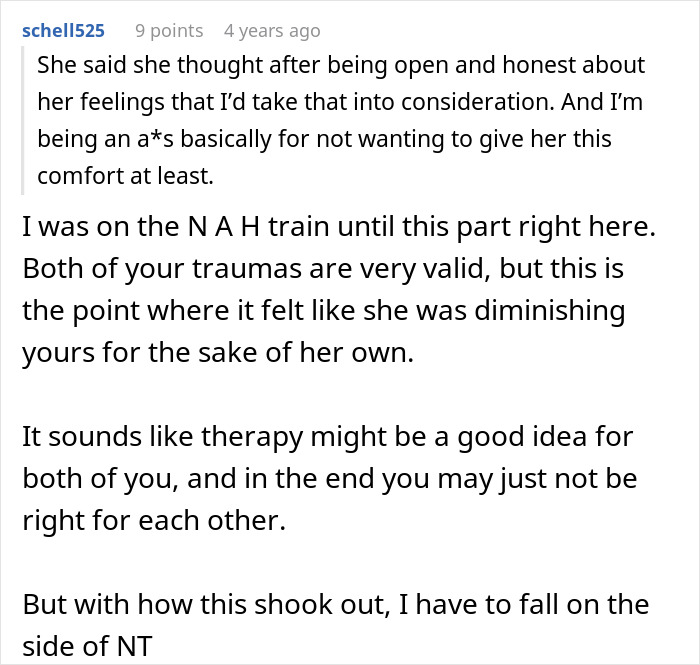 Reddit comment discussing a man refusing to remove a tattoo of his late son&rsquo;s name and its emotional impact on his girlfriend.