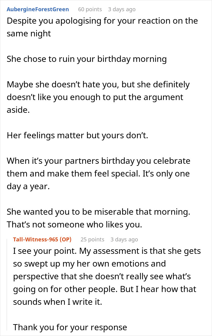 Text conversation about a man expecting special treatment from his girlfriend on his birthday but facing doubts about their relationship instead.