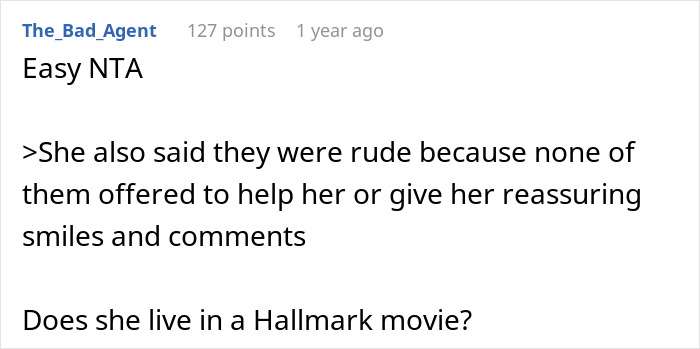 Screenshot of a Reddit comment discussing a mom taking kids on a 9-hour flight and asking for help from others.