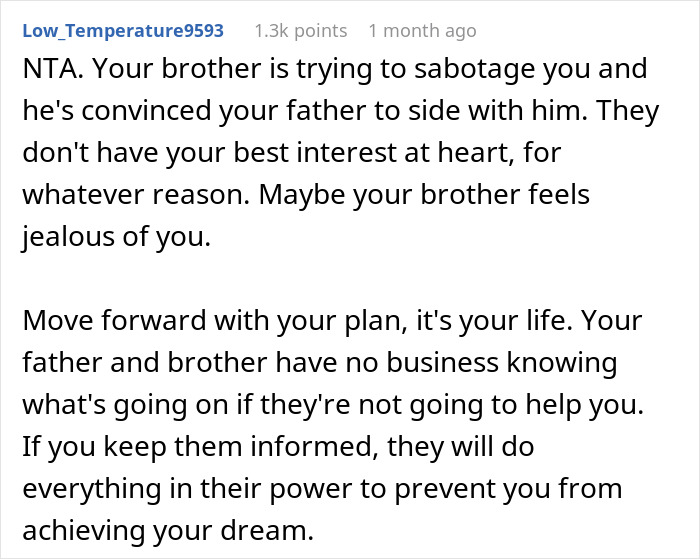 Reddit comment discussing a man getting sick after eating food his dad touched and possible sabotage by his brother.