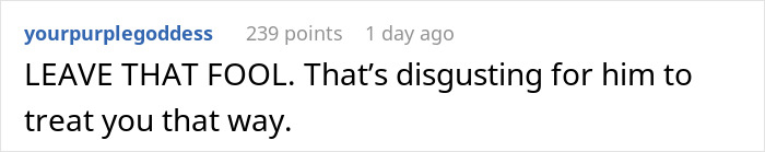 Comment on Reddit expressing support and criticizing the partner's treatment of a heavily pregnant woman stuck in the bathtub.