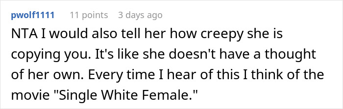 Comment about woman confronting brother&rsquo;s fianc&eacute;e for copying her wedding dress in an online discussion forum.
