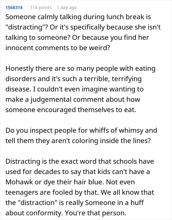 Text discussing a worker confronting a woman over her bizarre lunchtime ritual and criticism in an office setting.