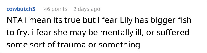 Comment on Reddit discussing a woman blaming sexism for job rejection and receiving a reality check from her sister.