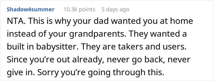 Screenshot of a Reddit comment discussing a teen escaping dad&rsquo;s babysitting trap after being asked to watch fianc&eacute;e&rsquo;s kids.