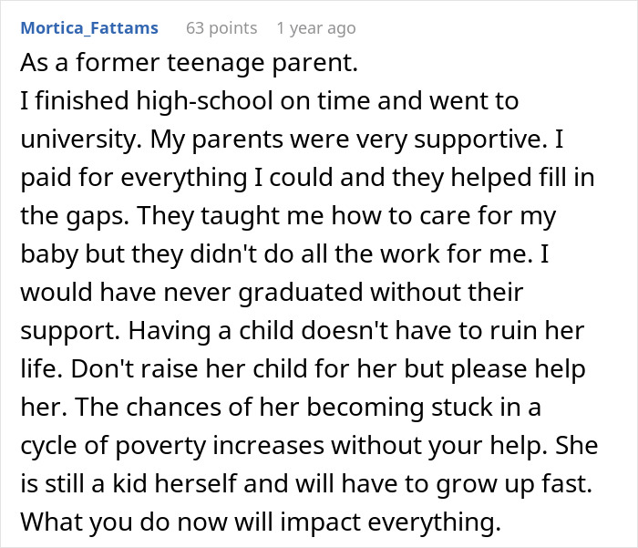 Comment from a former teen parent reflecting on challenges and support needed when a teen insists on keeping her baby.
