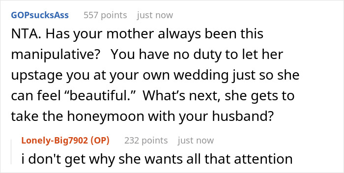 Comment discussing the bride's mom threatening to wear a white gown and manipulate the wedding event.