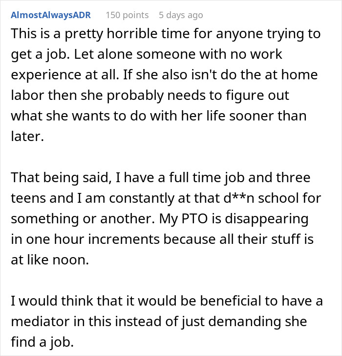 Comment discussing challenges of finding a job as a stay-at-home mom with teens and no household chores.