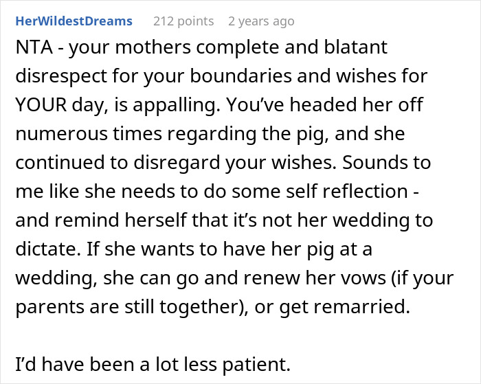 Comment discussing mother humiliating daughter's wedding as her pet pig disrupts the event in front of guests.