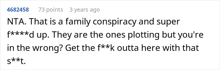 Screenshot of a comment defending a childfree woman escaping relatives trying to turn her vacation into daycare duty.