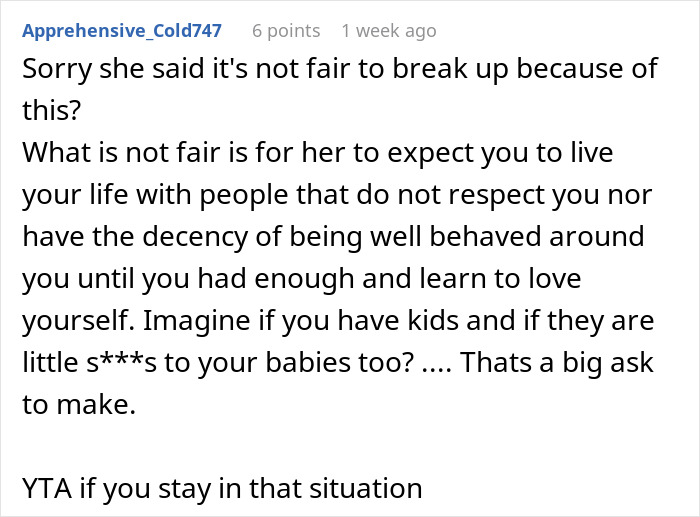 Reddit user discusses struggles of a man trying to win over fiancee's kids for years before giving up on relationship.