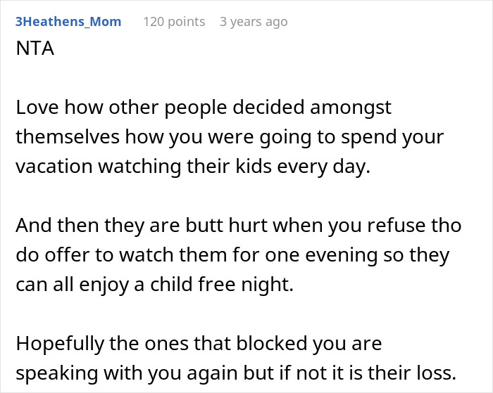 Comment on forum post about childfree woman escaping vacation duty while relatives expect daycare help.