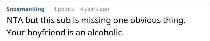 Screenshot of a forum comment discussing a boyfriend throwing tantrum after girlfriend leaves on vacation despite his injury.