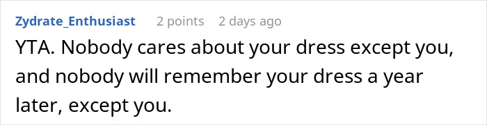 Screenshot of an online comment where a woman confronts her brother&rsquo;s fianc&eacute;e for copying her wedding dress.