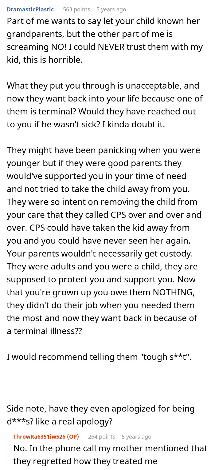 Screenshot of a Reddit conversation discussing an estranged dad with cancer wanting to reconnect with daughter.