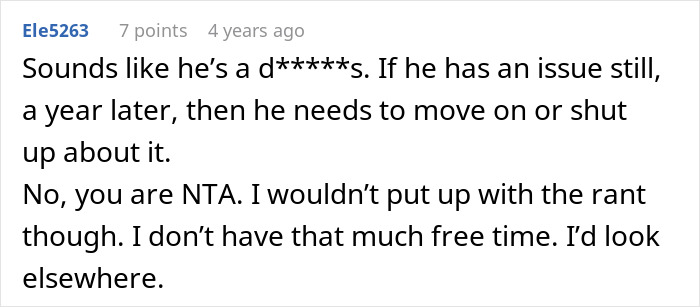 Comment discussing boyfriend throws tantrum after girlfriend leaves on vacation despite his injury, expressing frustration.