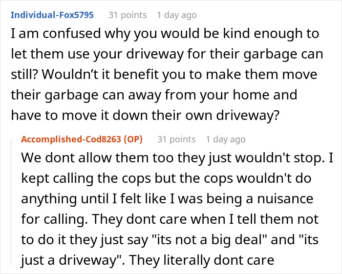 Reddit thread discussing neighbors fighting over driveway use and a woman reclaiming what belongs to her.