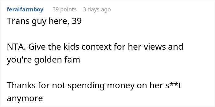 Comment from a user defending a woman giving her kids Harry Potter books amid family conflict over bigoted and hateful reactions.