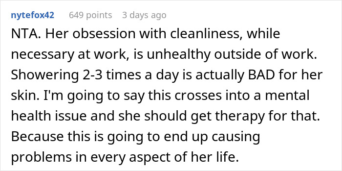 Screenshot of a forum comment discussing unhealthy obsession with cleanliness affecting relationships and mental health concerns.