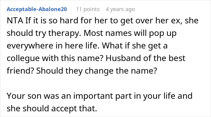 Screenshot of a Reddit comment discussing a guy refusing to remove tattoo of his late son&rsquo;s name, causing a trigger for his girlfriend.