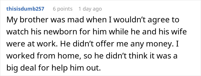 Text post describing a sibling refusing to babysit without pay, highlighting debate on babysitters&rsquo; living wage.