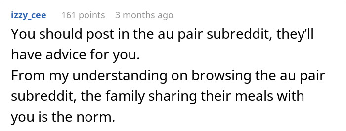 Comment on au pair subreddit discussing norms of American family houses sharing meals with 19-year-old nanny from abroad.