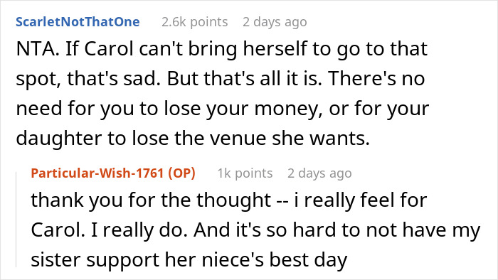 Screenshot of a Reddit discussion about a woman refusing to cancel her daughter&rsquo;s dream wedding venue over sister&rsquo;s cheating ex.
