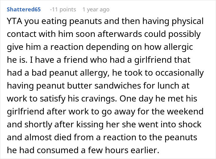 Comment discussing risks of peanut butter cake and allergy concerns in a relationship involving peanut allergy and work lunch.