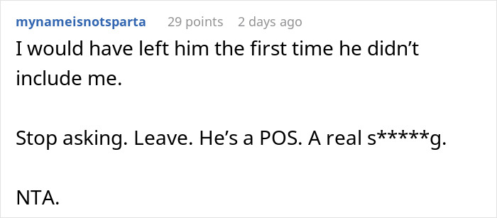 Screenshot of a Reddit comment discussing a woman finding out her boyfriend told friends she couldn&rsquo;t join a couples trip.