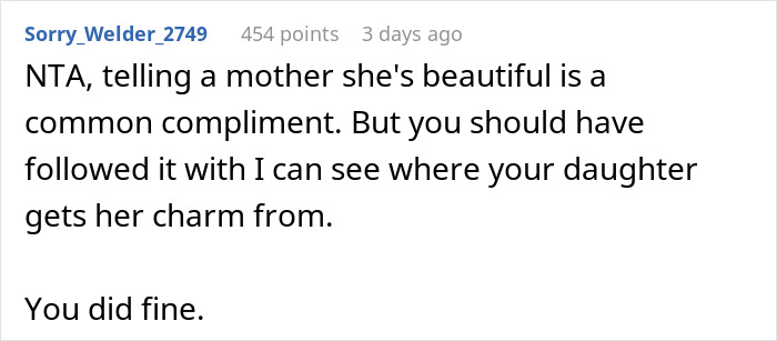 Screenshot of a comment discussing a man&rsquo;s compliment to girlfriend&rsquo;s mom causing a parental fight and being called inappropriate.