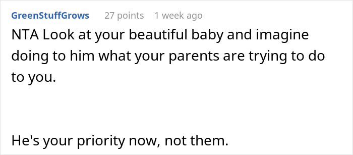 Screenshot of a Reddit comment advising a daughter to prioritize her baby over elderly parents expecting support after losing savings. Screenshot of a Reddit comment advising a daughter to prioritize her baby over elderly parents expecting support after losing savings.