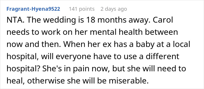 Screenshot of a Reddit comment discussing a woman refusing to cancel her daughter&rsquo;s wedding venue over sister&rsquo;s cheating ex.