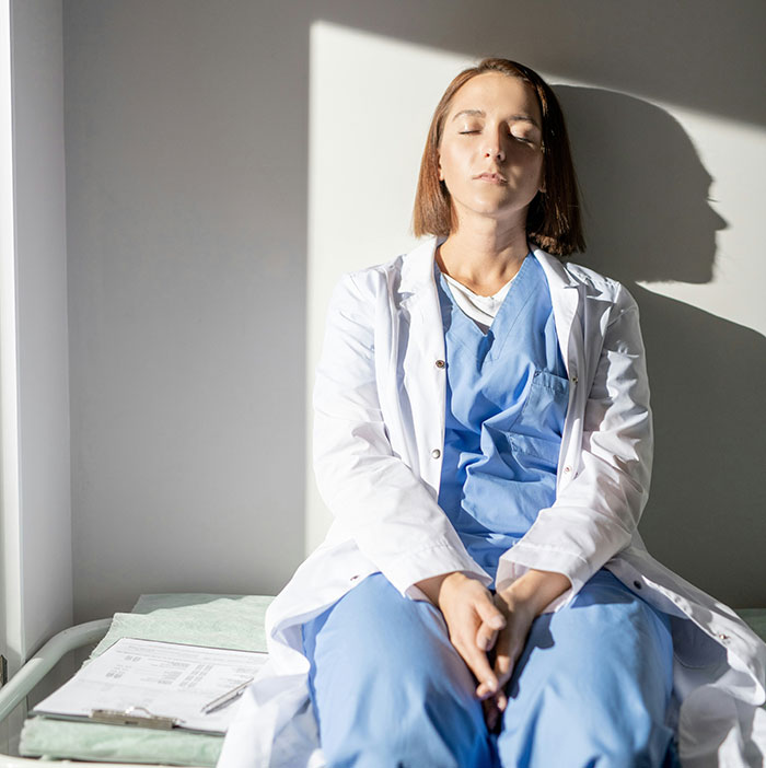 “I Wish I Never Knew This”: 41 Workers Share The Creepiest Things About Their Professions