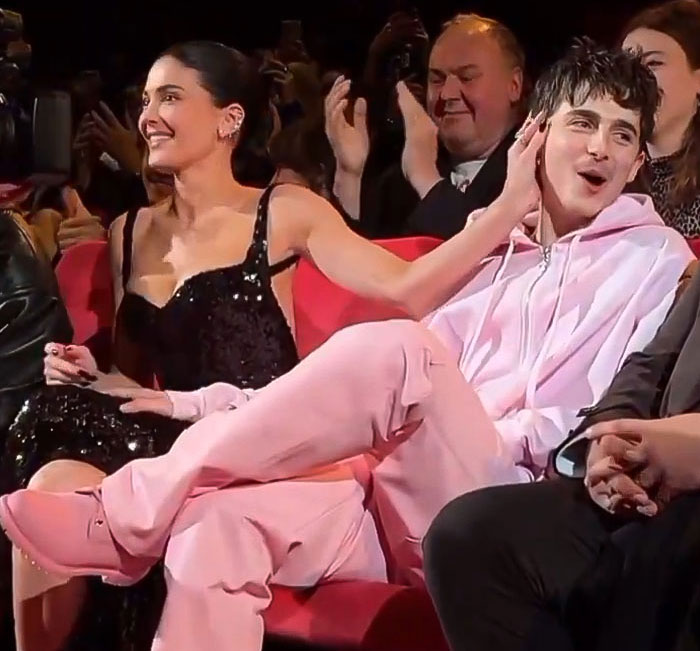 Kylie Jenner in a risqu&eacute; outfit enjoying a night out amid breakup rumors without Timoth&eacute;e Chalamet.