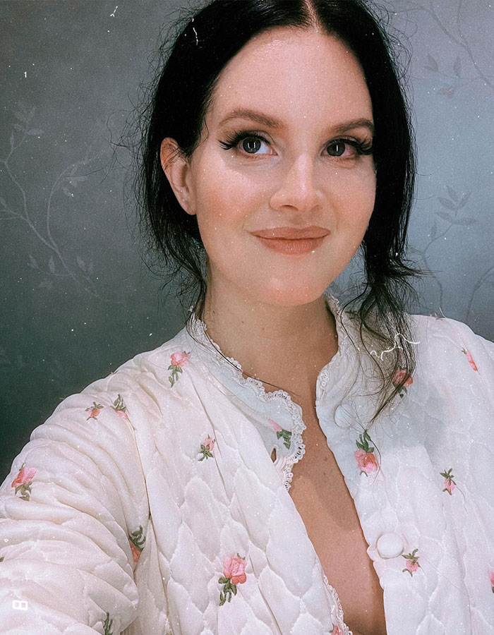"This Modern Age Is So Cringe": Lana Del Rey Reveals Extreme Weight Loss Unleashed Body-Shaming Hell