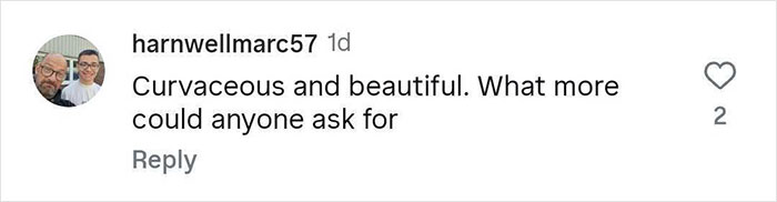 Comment praising 46-year-old Nelly Furtado for being curvaceous and beautiful onstage.