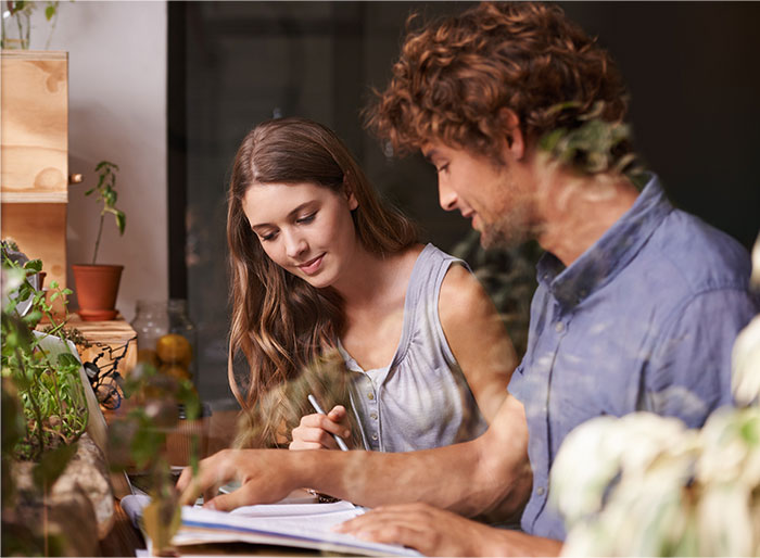 Mom Refuses To Change Daughter&rsquo;s Dream Wedding Venue Despite Sister&rsquo;s Plea