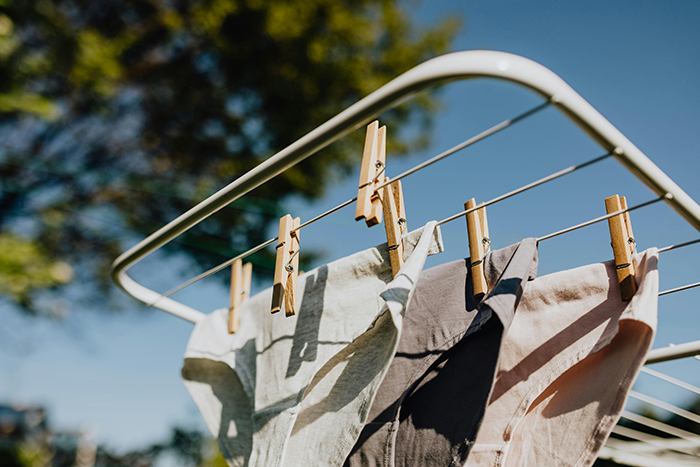 Parents Outraged As Single Dad Doesn&rsquo;t Consult Them Before Allowing His Daughter To Wear Thongs