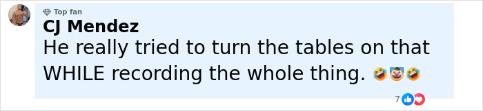 Comment from a top fan CJ Mendez reacting humorously to a man caught vaping on plane incident during a dispute with flight attendant.