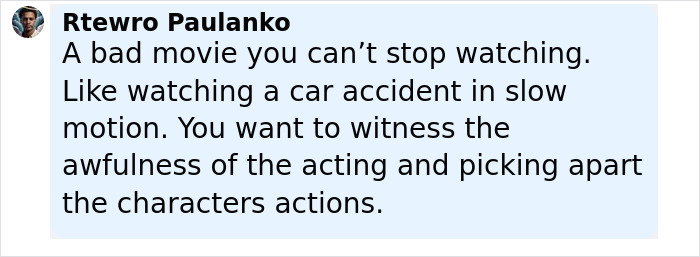 User review text criticizing Ice Cube's War Of The Worlds movie for poor acting and plot on Rotten Tomatoes.