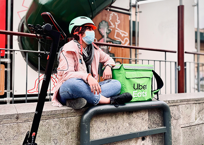 Instacart Shopper Refuses To Carry 168 Bottles And 14 Jugs Of Water Up 17 Floors: &ldquo;You Have To Use The Stairs&rdquo;