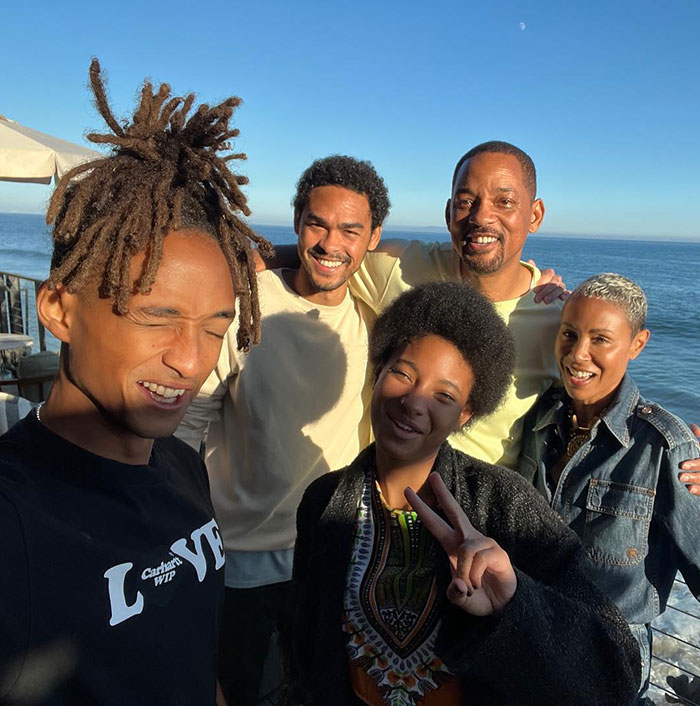 Will Smith and Jada Pinkett&rsquo;s daughter posing with family by the ocean, sparking worries after crying selfie with NSFW message.