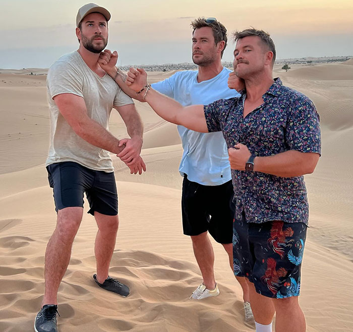 “Your Parents Did A Fantastic Job”: Fans Thirst Over Hemsworth Brothers After B’day Group Photo “Your Parents Did A Fantastic Job”: Fans Thirst Over Hemsworth Brothers After B’day Group Photo