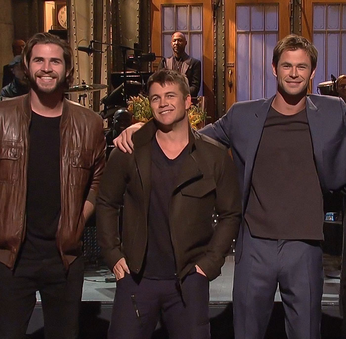 “Your Parents Did A Fantastic Job”: Fans Thirst Over Hemsworth Brothers After B’day Group Photo “Your Parents Did A Fantastic Job”: Fans Thirst Over Hemsworth Brothers After B’day Group Photo