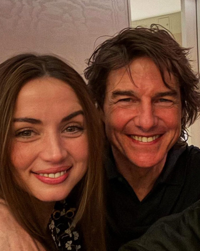 Tom Cruise and Ana de Armas smiling closely in a candid photo that sparked viral reactions and brutal roasting online. Tom Cruise and Ana de Armas smiling closely in a candid photo that sparked viral reactions and brutal roasting online.