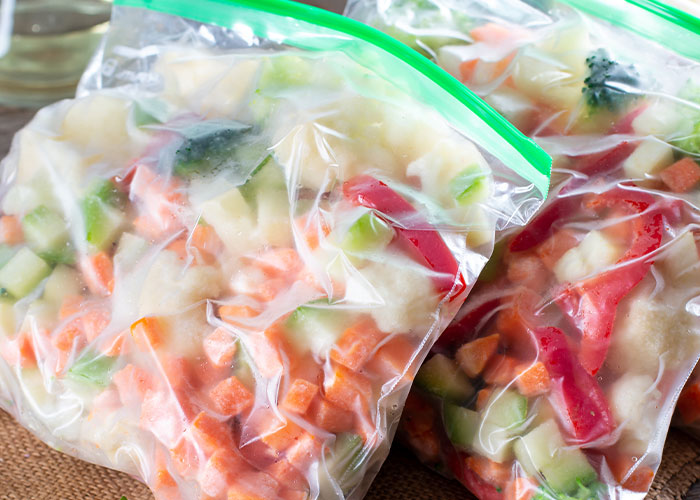 People Realized That It Was Just Their Weird Family Who Knew These 40 Household “Hacks”