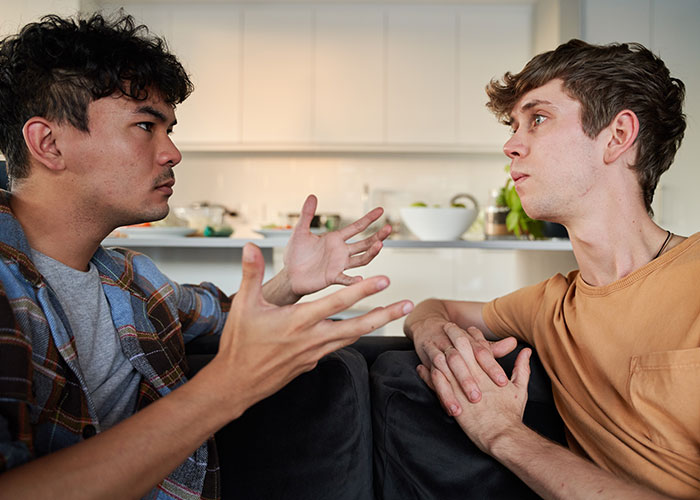 Woman Checks Boyfriend&rsquo;s Phone After Jealous Freak-Out, Regrets It Immediately