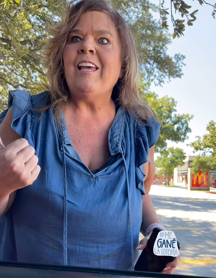 "Crossed The Line": 'Texas Karen's' Racist Meltdown Over Hispanic Delivery Driver Goes Viral