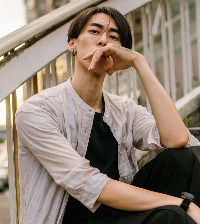 &lsquo;Friends&rsquo; Bothered By Plus-Size Woman Dating A Hot Boyfriend, Say She&rsquo;s Not Good Enough For Him