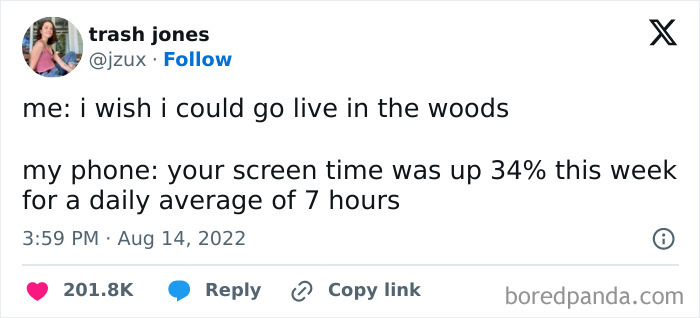 Screenshot of a humorous tweet about screen time revealing daily phone usage, showcasing people hilariously speaking their truth.